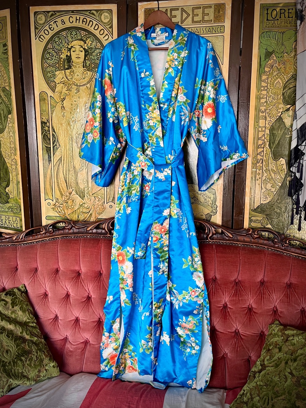 Vintage 70s I. Magnin Floral Kimono Robe Blue Satin Dressing Gown Made in Japan - Picture 2 of 14